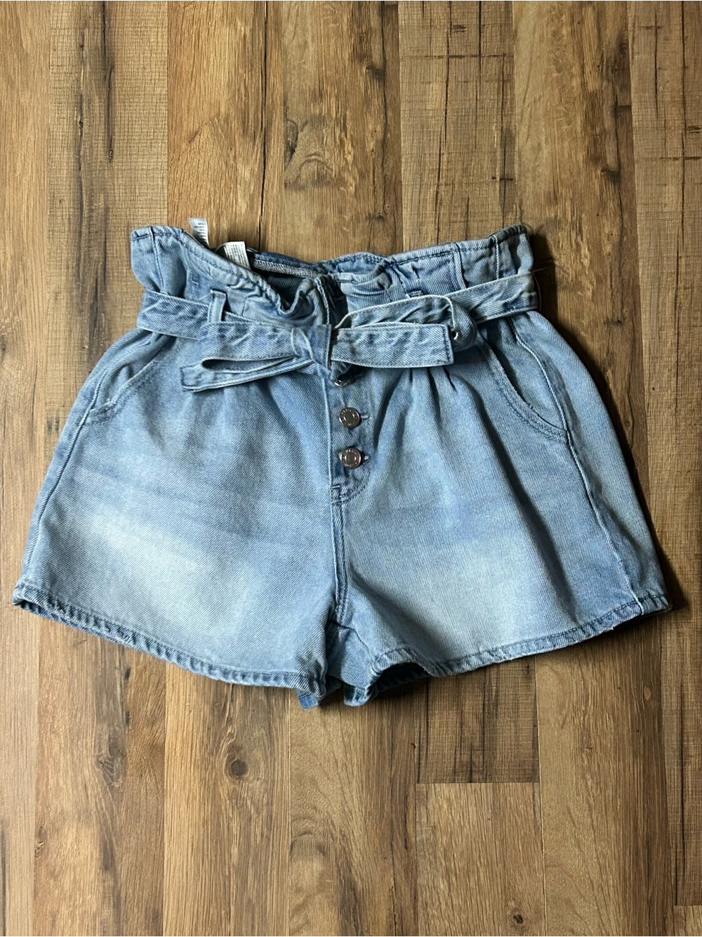 American Eagle Paperbag Mom Short Womens Size 6 High Rise Denim Button Fly